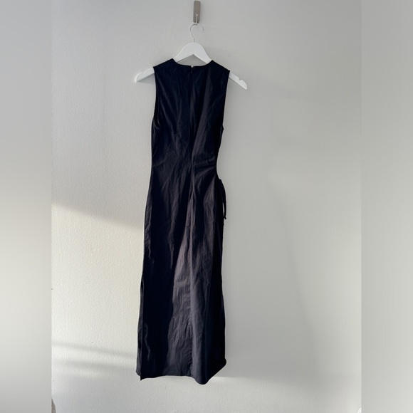 REFORMATION Black Doria Dress 2 - Picture 8 of 8